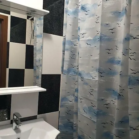 Rainbow Studio 아파트 *